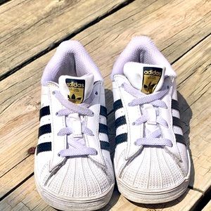 Adidas Superstar